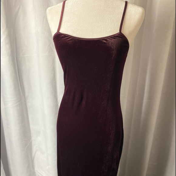 BISOU BISOU velour body con dress. - Picture 2 of 8